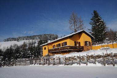 Holiday House in Sankt Kathrein am Offenegg (Oststeiermark) or holiday homes and vacation rentals