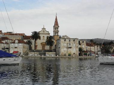 Holiday House in Milna (Splitsko-Dalmatinska) or holiday homes and vacation rentals