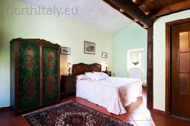 Holiday House in San Siro (Como) or holiday homes and vacation rentals