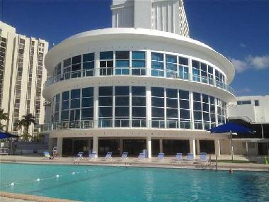 condo location just by the pool