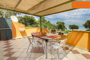Holiday House in mandriola (Oristano) or holiday homes and vacation rentals