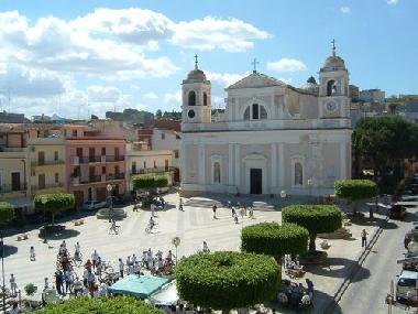 PIAZZA DI BALESTRATE