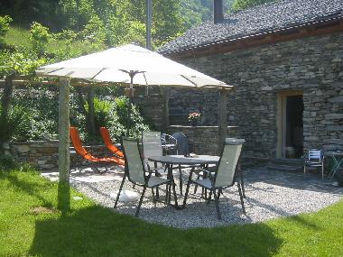Holiday House in Aurigeno (Locarno) or holiday homes and vacation rentals