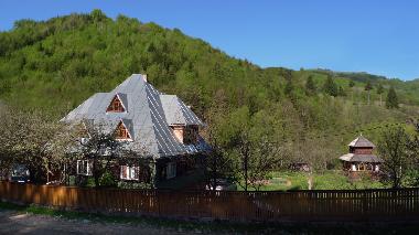 Holiday House in Viseu de Sus (Maramures) or holiday homes and vacation rentals