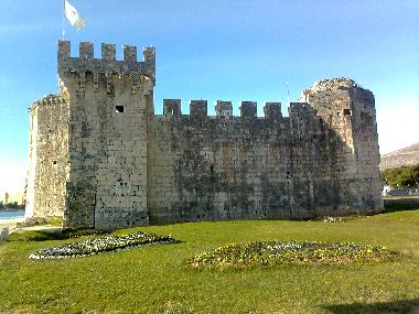 Bed and Breakfast in Trogir (Splitsko-Dalmatinska) or holiday homes and vacation rentals