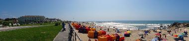 Wide view of area with Avenida Beira Mar, Lavadores beach and Apartment