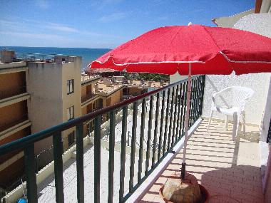 Holiday Apartment in Praia da Areia Branca (Oeste) or holiday homes and vacation rentals