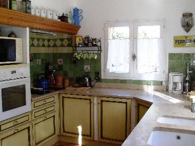 Holiday House in ROGNES (Bouches-du-Rh�ne) or holiday homes and vacation rentals