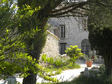 Holiday House in La Garde Adhmar (Drme) or holiday homes and vacation rentals