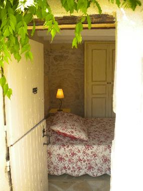 Holiday House in La Garde Adh�mar (Dr�me) or holiday homes and vacation rentals