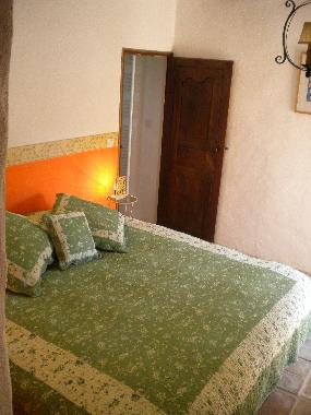 Holiday House in La Garde Adh�mar (Dr�me) or holiday homes and vacation rentals