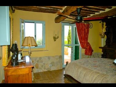 Holiday House in Castelnuovo Berardenga (Siena) or holiday homes and vacation rentals