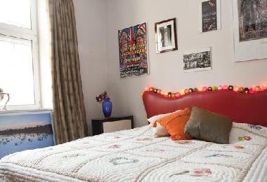 Bed and Breakfast in London (Surrey, East and West Sussex) or holiday homes and vacation rentals