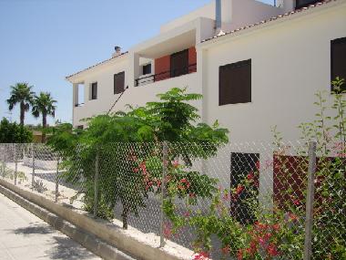 Holiday Apartment in Kissonerga (Paphos) or holiday homes and vacation rentals
