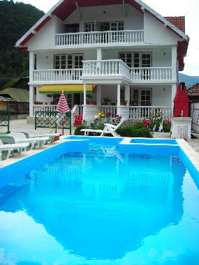 Holiday House in Piatra Neamt (Neamt) or holiday homes and vacation rentals