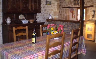 Holiday House in Saint Priest des Champs (Puy-de-D�me) or holiday homes and vacation rentals