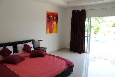 Villa in RAWAI (Phuket) or holiday homes and vacation rentals