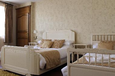 Bed and Breakfast in Exideuil sur Vienne (Charente) or holiday homes and vacation rentals