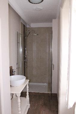 Bed and Breakfast in Exideuil sur Vienne (Charente) or holiday homes and vacation rentals