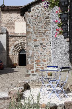 Bed and Breakfast in Exideuil sur Vienne (Charente) or holiday homes and vacation rentals