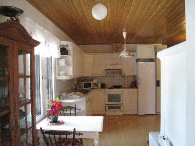 The kitchen is well equipted even for 10 persons.