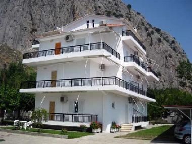 Bed and Breakfast in MESOLOGI (Aitoloakarnania) or holiday homes and vacation rentals