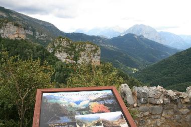 Holiday Apartment in Broto (Huesca) or holiday homes and vacation rentals