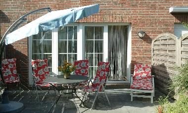 Holiday House in Varel (Nordsee-Festland / Ostfriesland) or holiday homes and vacation rentals