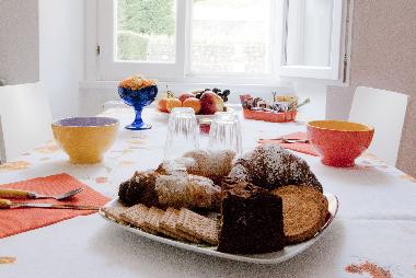 Holiday Apartment in Pescate (Lecco) or holiday homes and vacation rentals