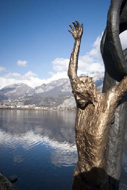 Holiday Apartment in Pescate (Lecco) or holiday homes and vacation rentals