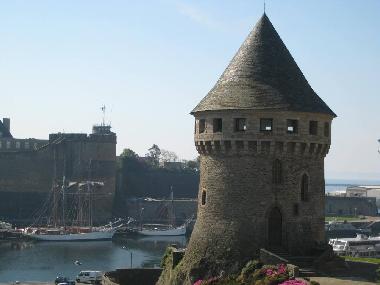 Holiday House in PLOUNEOUR TREZ (Finistre) or holiday homes and vacation rentals