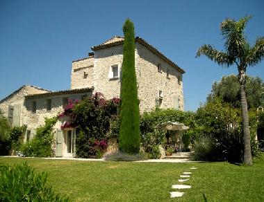 Villa in Saint Paul de Vence (Alpes-Maritimes) or holiday homes and vacation rentals