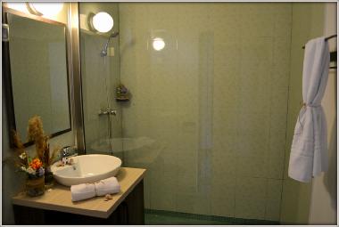 Bed and Breakfast in Dunavatu de Jos (Tulcea) or holiday homes and vacation rentals