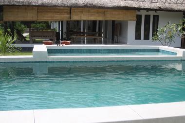 Villa in Batu Layar (Nusa Tenggara Barat) or holiday homes and vacation rentals