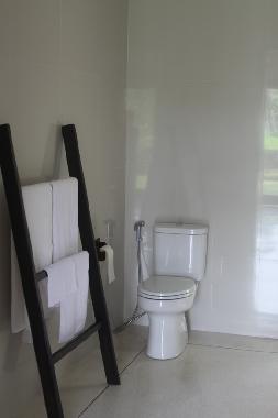 Villa in Batu Layar (Nusa Tenggara Barat) or holiday homes and vacation rentals