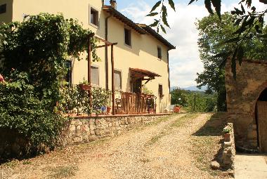Holiday House in localit Ciliegi (Firenze) or holiday homes and vacation rentals