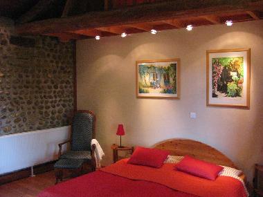 Bed and Breakfast in Montmiral (Drme) or holiday homes and vacation rentals