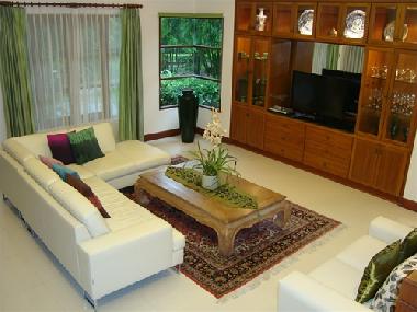 Lounge view1