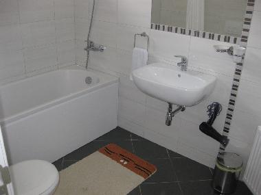 Room "Family" - bathroom view