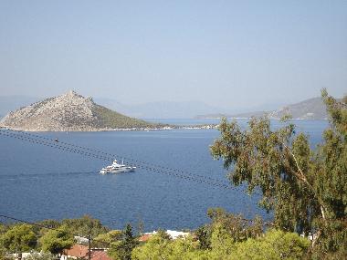 Holiday House in Egine (Attiki) or holiday homes and vacation rentals