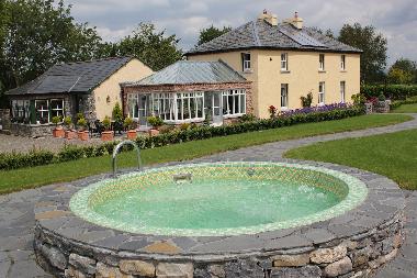 Holiday House in Skahard (Limerick) or holiday homes and vacation rentals