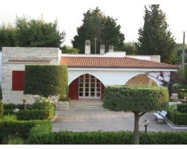 Villa in Ostuni  (Brindisi) or holiday homes and vacation rentals