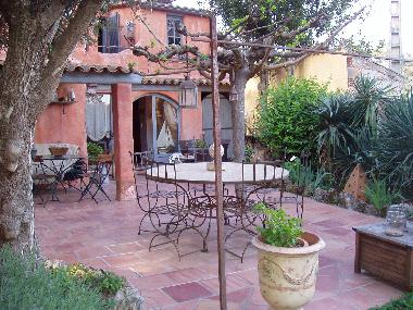 Villa in LES ARCS SUR ARGENS (Var) or holiday homes and vacation rentals