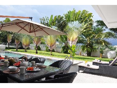 Villa in Rawai (Phuket) or holiday homes and vacation rentals