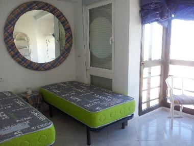 Holiday Apartment in Vinar�s (Castell�n / Castell�) or holiday homes and vacation rentals