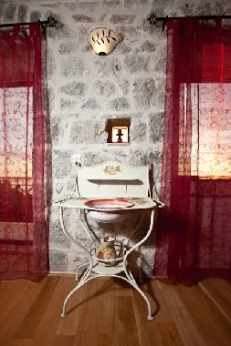 Holiday House in Podgora (Splitsko-Dalmatinska) or holiday homes and vacation rentals