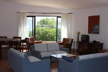 Another view of the livingrom.