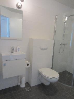 Studio 2. Bathroom