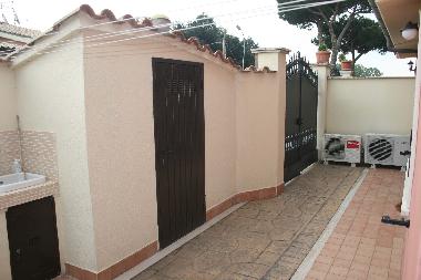 Villa in 43000 (Roma) or holiday homes and vacation rentals
