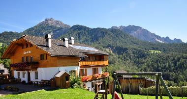 Holiday House in St. Vigil in Enneberg (Bolzano-Bozen) or holiday homes and vacation rentals